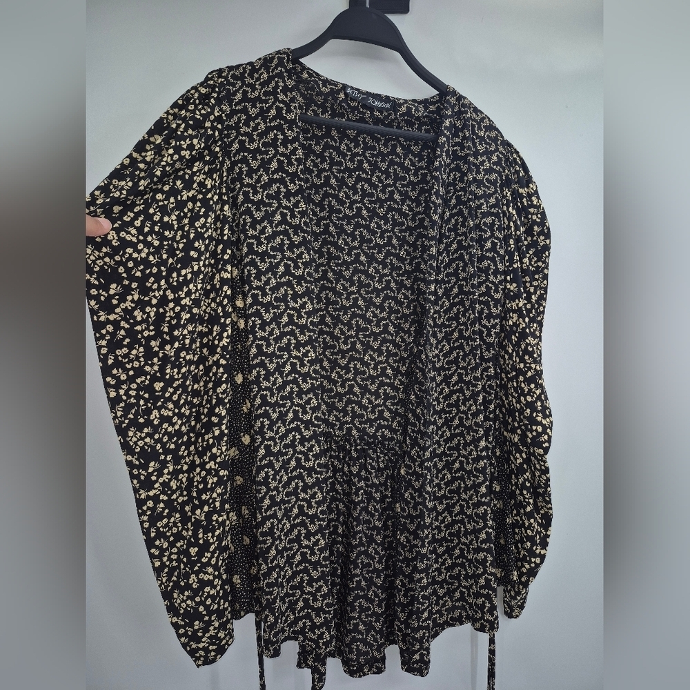 Betsey Johnson y2k Vintage 90s Rare Floral and Bow Black and Cream Patterned Set - Picture 11 of 16